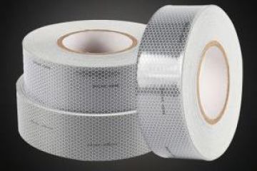 海事級反光膜的質量（liàng）和性能-海事級反光膜的（de）生產（chǎn）廠家